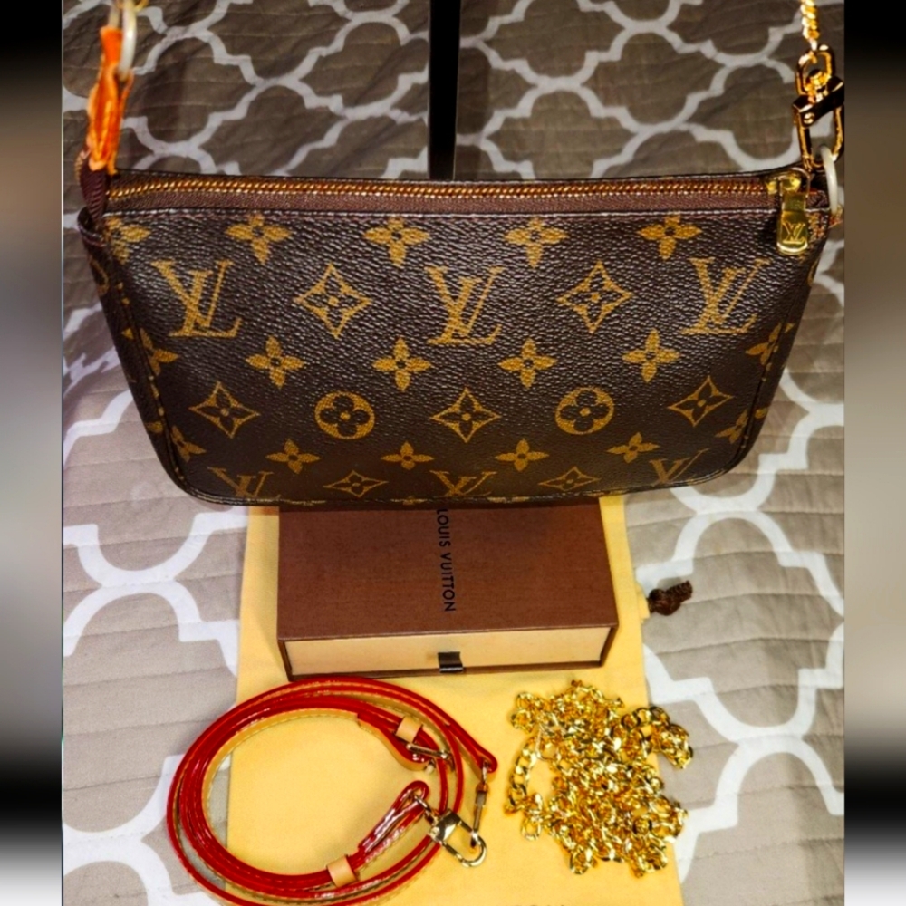 Louis Vuitton Pochette Accessoires DATE STAMPED AR0979